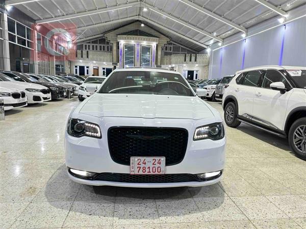 Chrysler for sale in Iraq